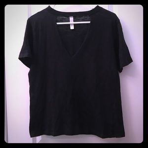 Black v-neck t-shirt